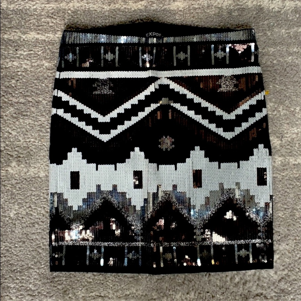 Black sequined pencil skirt